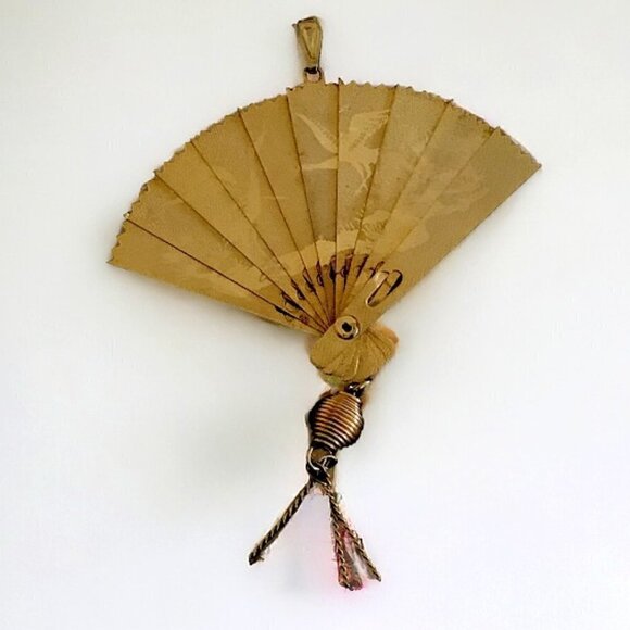 Vintage Jewelry - Vintage Adjustable Asian Fan Gold Tone Charm Pendant